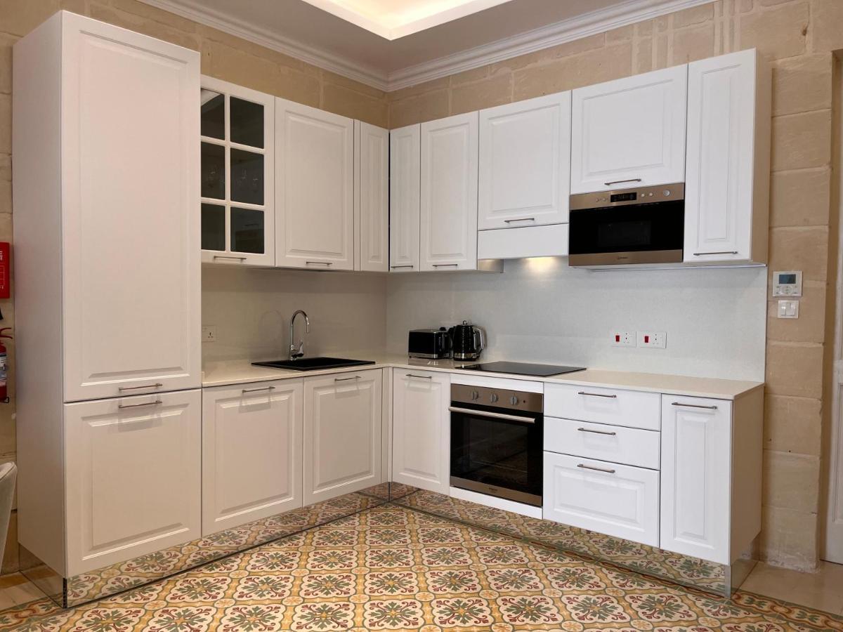 Typical Maltese Maisonette In St.Julians Saint Julian's Dış mekan fotoğraf