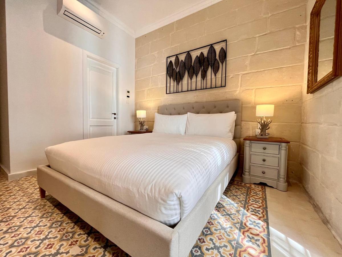 Typical Maltese Maisonette In St.Julians Saint Julian's Dış mekan fotoğraf